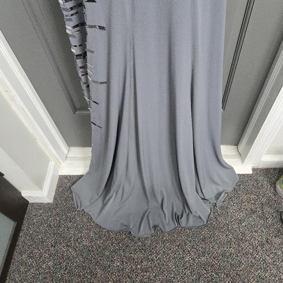 Silver reflective sequin long gown - Picture 9 of 9